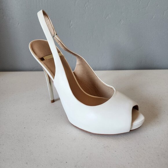 Marciano Platform Pumps "EUC" - Picture 11 of 16